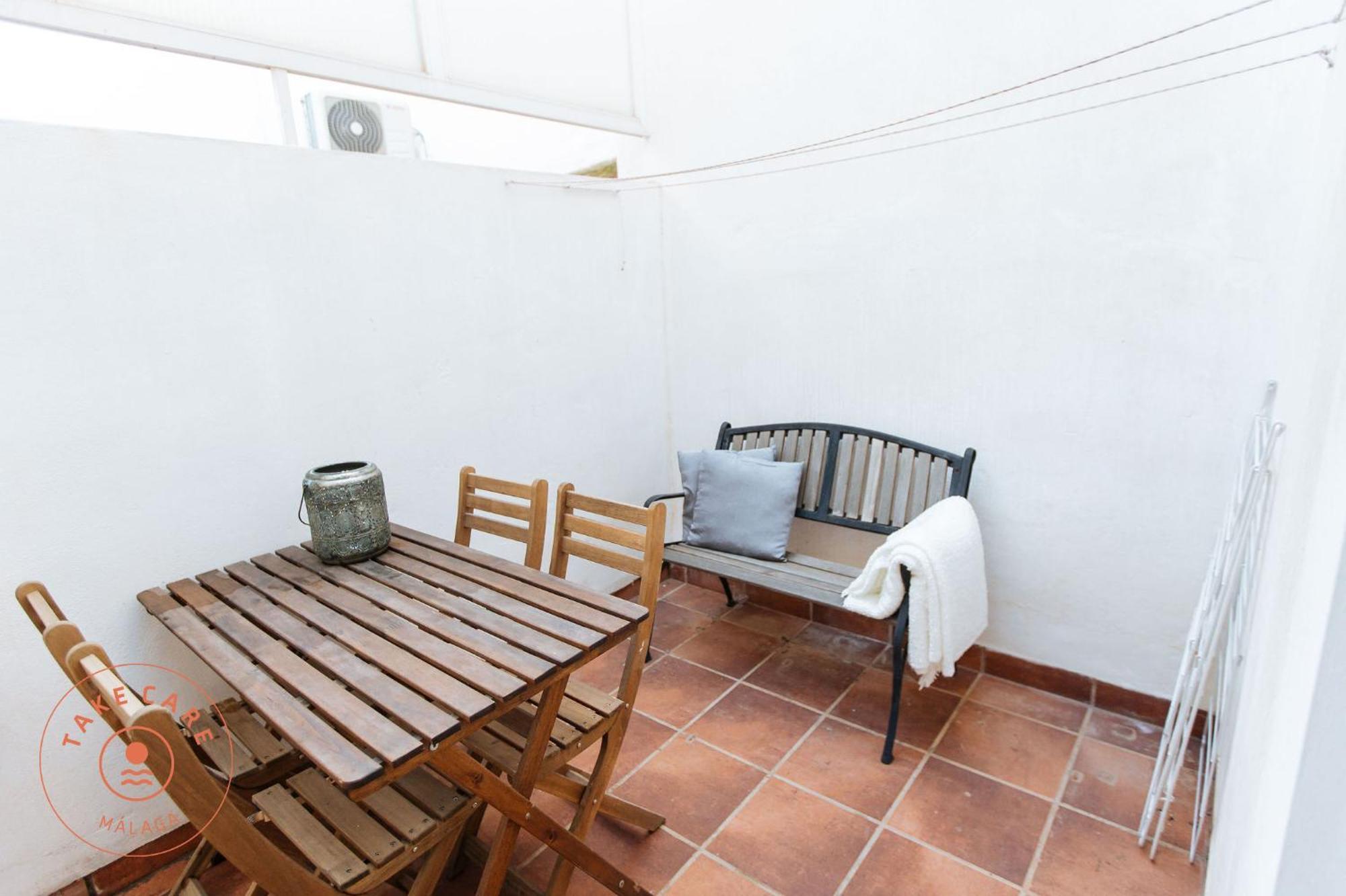 Apartment Casa Riad With Spacious Patio - Tcm Málaga Kültér fotó