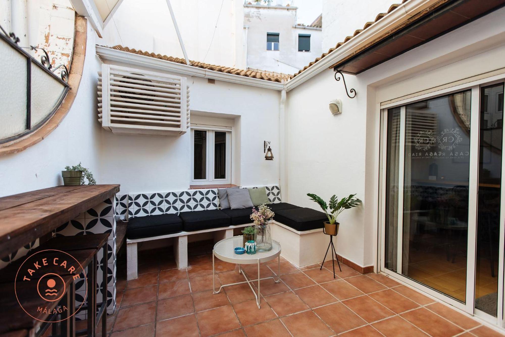 Apartment Casa Riad With Spacious Patio - Tcm Málaga Kültér fotó